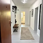 Lion Апартаменты *