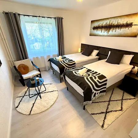 Loewen Apartment
